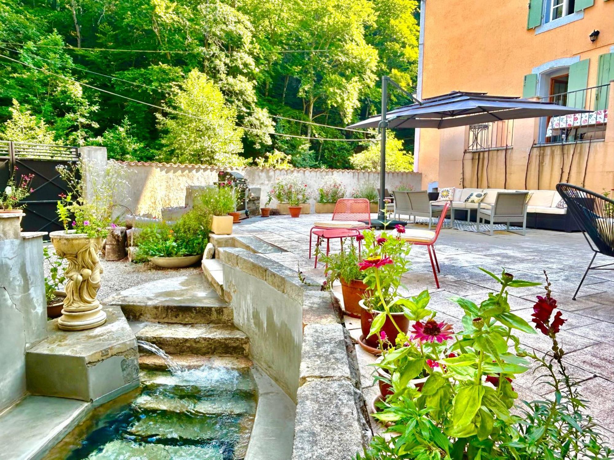 Notre-Dame D'Escouloubre Sources D'Eaux Chaudes Privees Et Sauna Extérieur photo